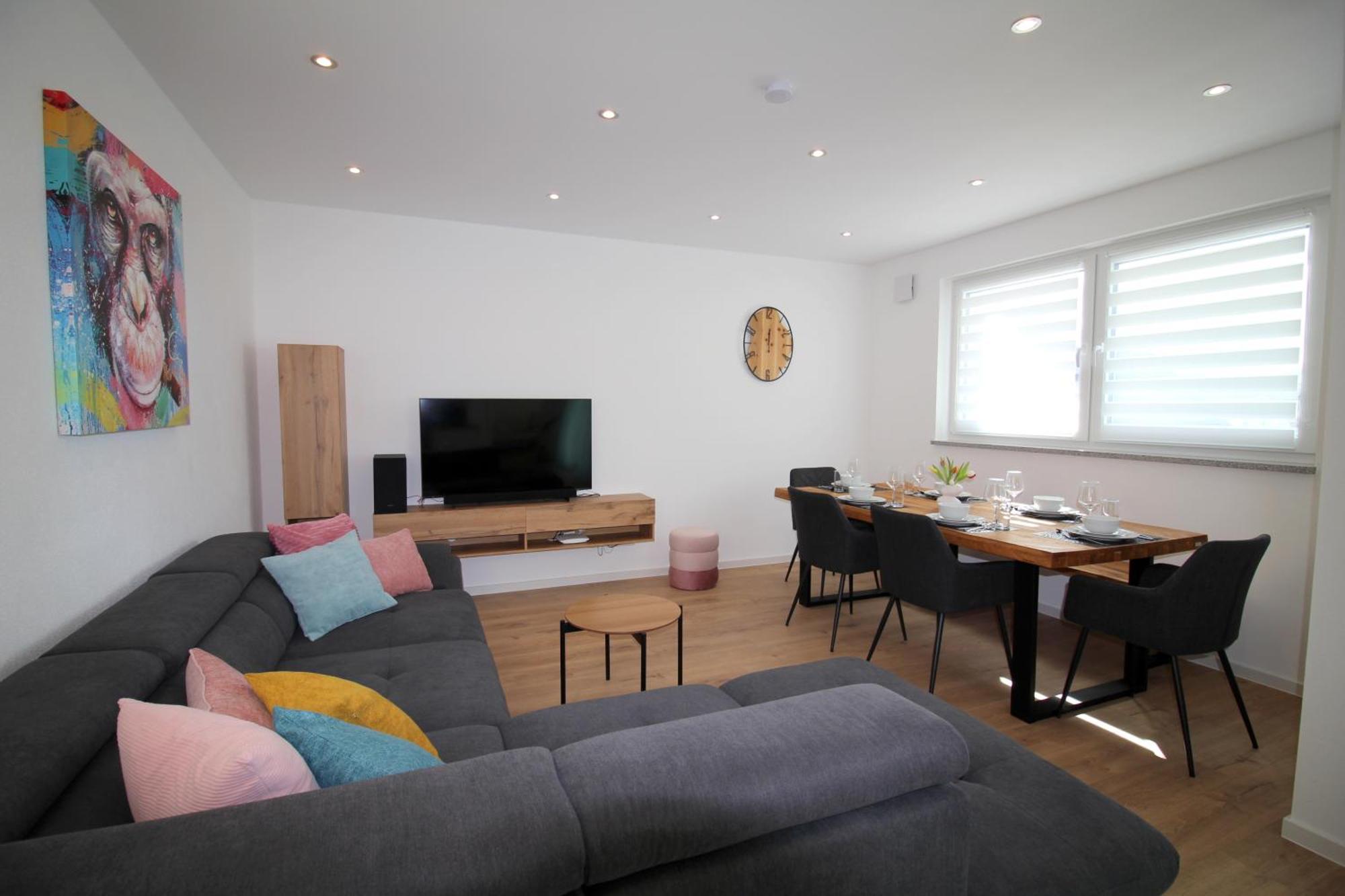 Ada4, Apartment Mit Kueche, Badewanne, Balkon, Terrasse, Parkplatz Am Haus, Ruhig Gelegen Кульмбах Экстерьер фото