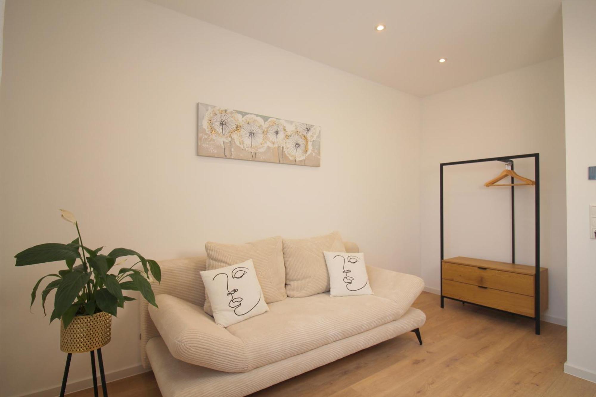 Ada4, Apartment Mit Kueche, Badewanne, Balkon, Terrasse, Parkplatz Am Haus, Ruhig Gelegen Кульмбах Экстерьер фото