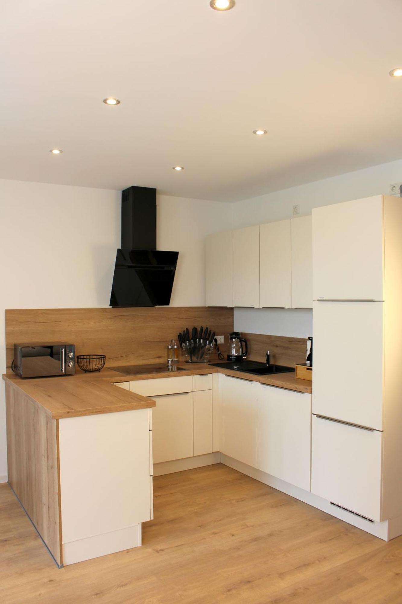 Ada4, Apartment Mit Kueche, Badewanne, Balkon, Terrasse, Parkplatz Am Haus, Ruhig Gelegen Кульмбах Экстерьер фото